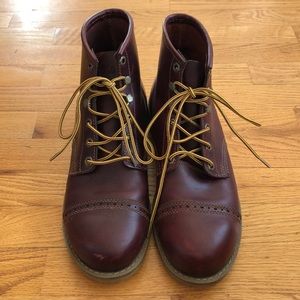 Giant by Georgia Boot